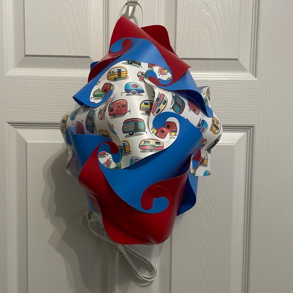 Oval Puzzle Light
